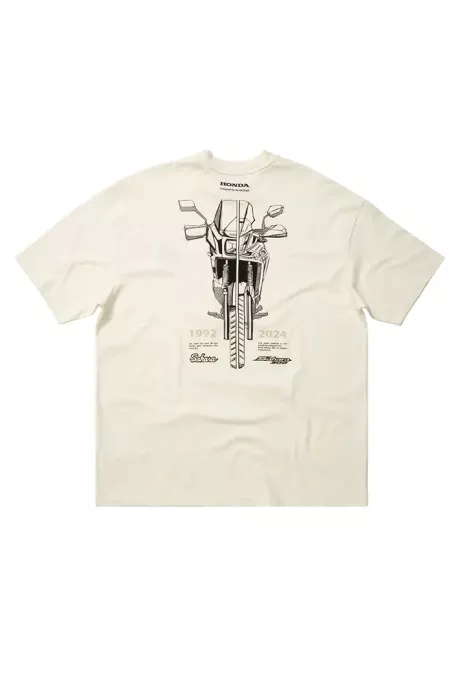 Camiseta Adventure Oversize Sahara 1992