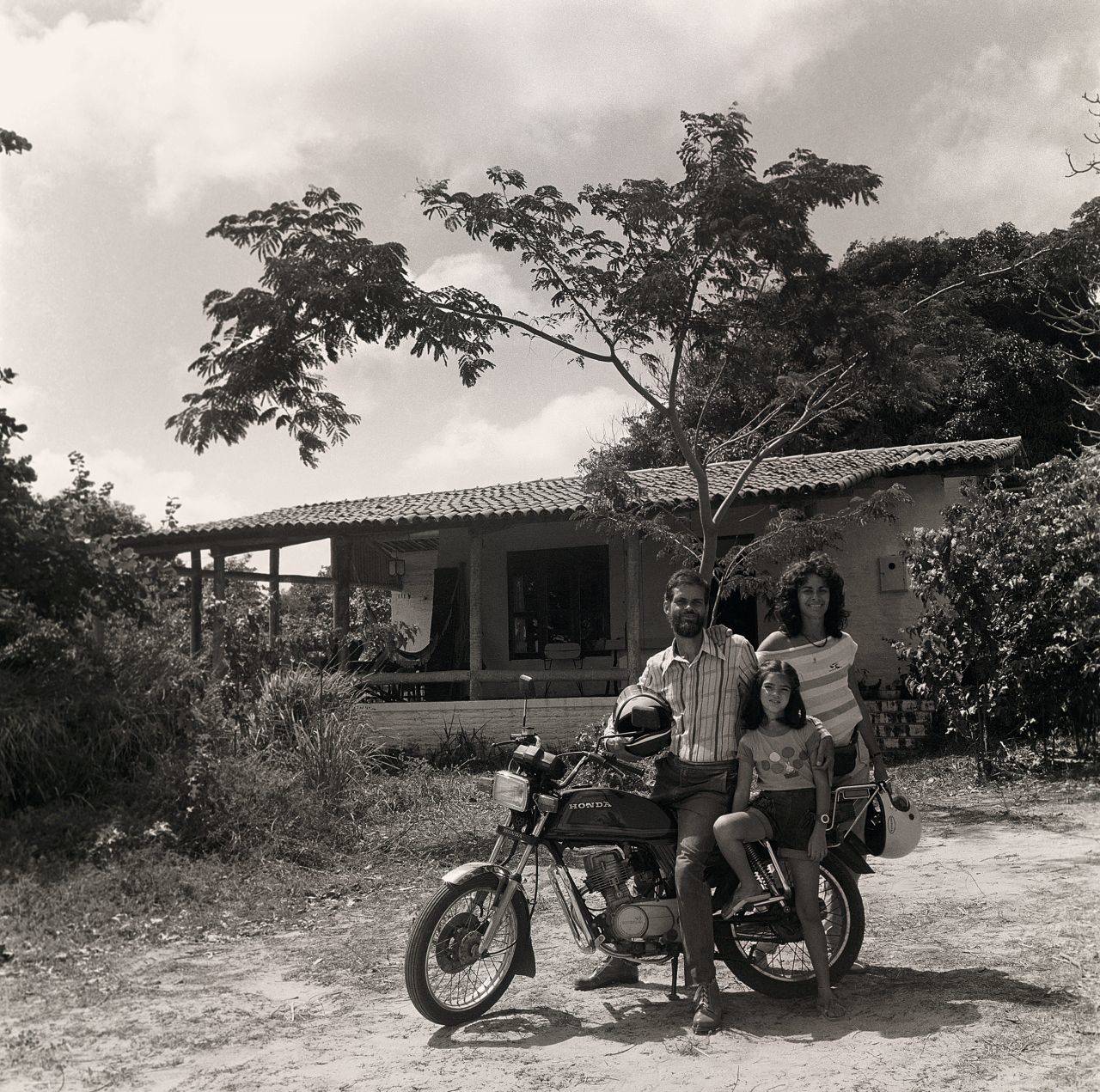 Albano e Família com Moto Honda