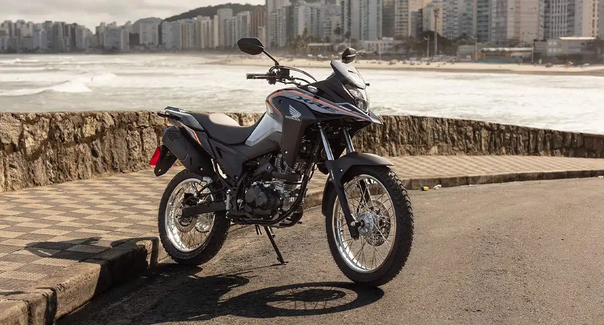 Motocicleta Honda XRE 190 