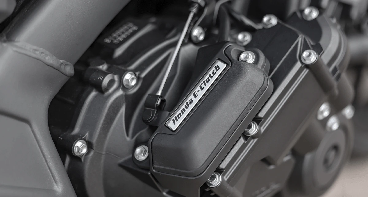 CB 650R E-clutch_2026_DETALHE DO SISTEMA E-CLUTCH