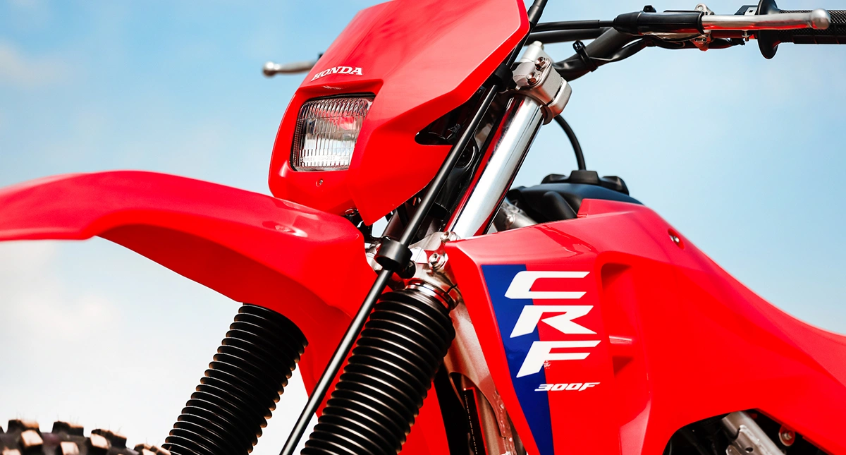 HONDA-CRF300F_PROJETADA_VISANDO_RESISTENCIA