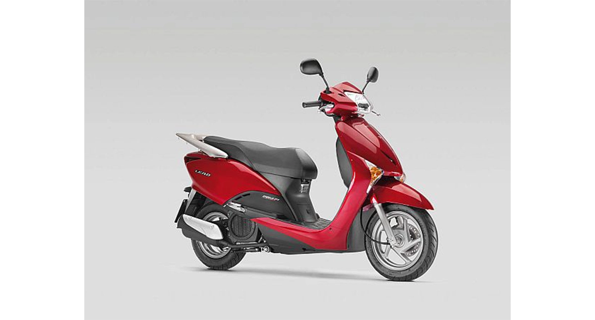 Motocicleta-honda-posição-3-4