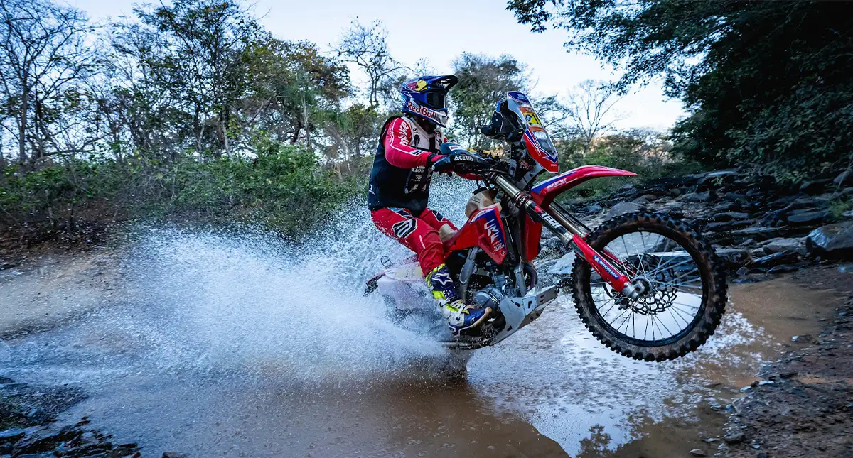 Motociclista-Bruno-Crivilin-vencedor.webp 